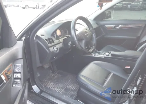 2009 Mercedes-Benz C 300 Luxury 4Matic/Sport 4Matic from USA, damaged, VIN WDDGF81X49R056013